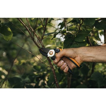 Fiskars solid Amboss Gartenschere L P361 